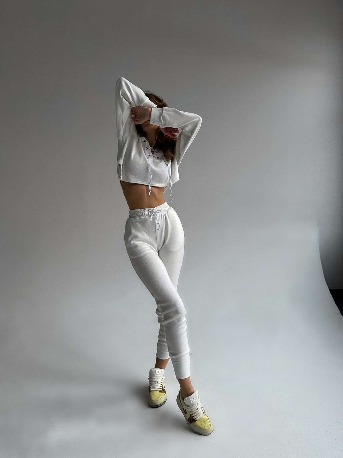 white cropped hoodie set women